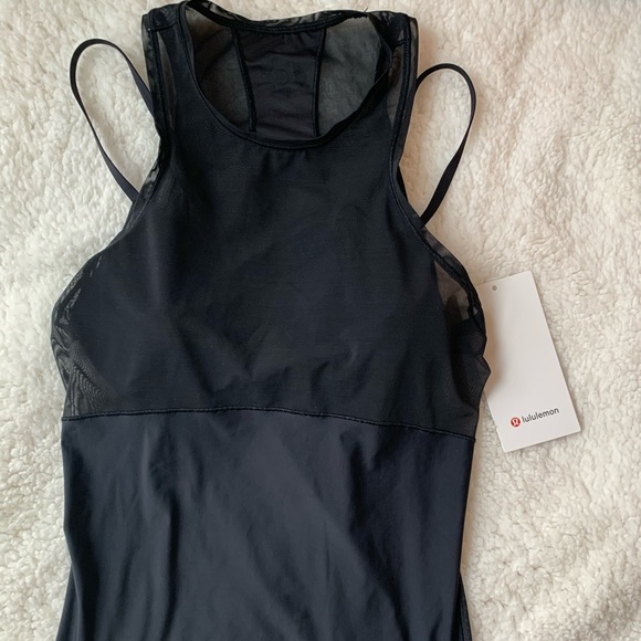 Lululemon Workout top - Picture 2 of 3